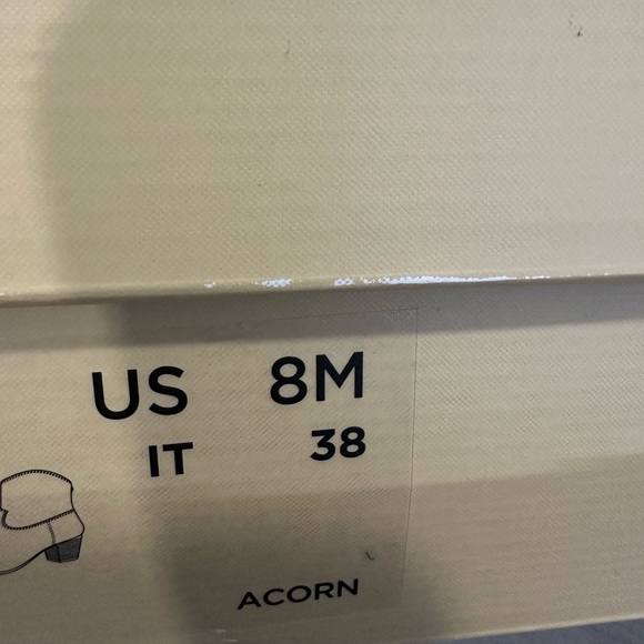 Micheal Kors suede booties in a nude color , New Gorgeous - Picture 2 of 4